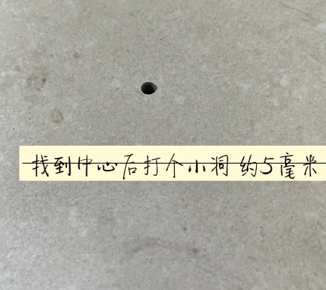 曹县瓷砖空鼓维修公司专业解答在瓷砖铺贴过程中，如果砂料搅拌不均匀，将会带来以下问题